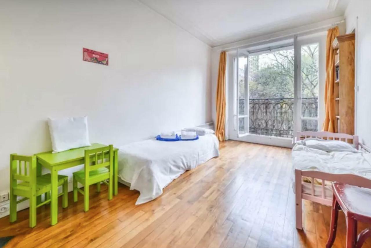 Appartement de charme entre Montmartre et Batignolles Paris Extérieur photo